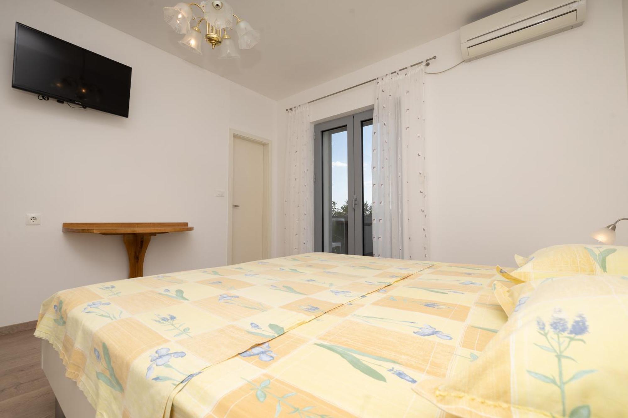 Family Apartments - Guesthouse Vranjes Makarska Zimmer foto